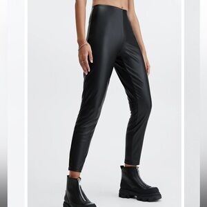 NWT Fabletics Black Vegan Leather High-Waisted Legging Size Medium